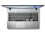 Лаптопи Samsung NP300E5E